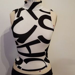 SOLD! Mod mockneck sleevless low back top